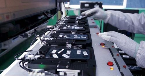 市值突破1750億，半年凈賺17億 揭秘中國(guó)數(shù)據(jù)科技巨頭的“貼牌手機(jī)”增長(zhǎng)密碼與全球第一之路